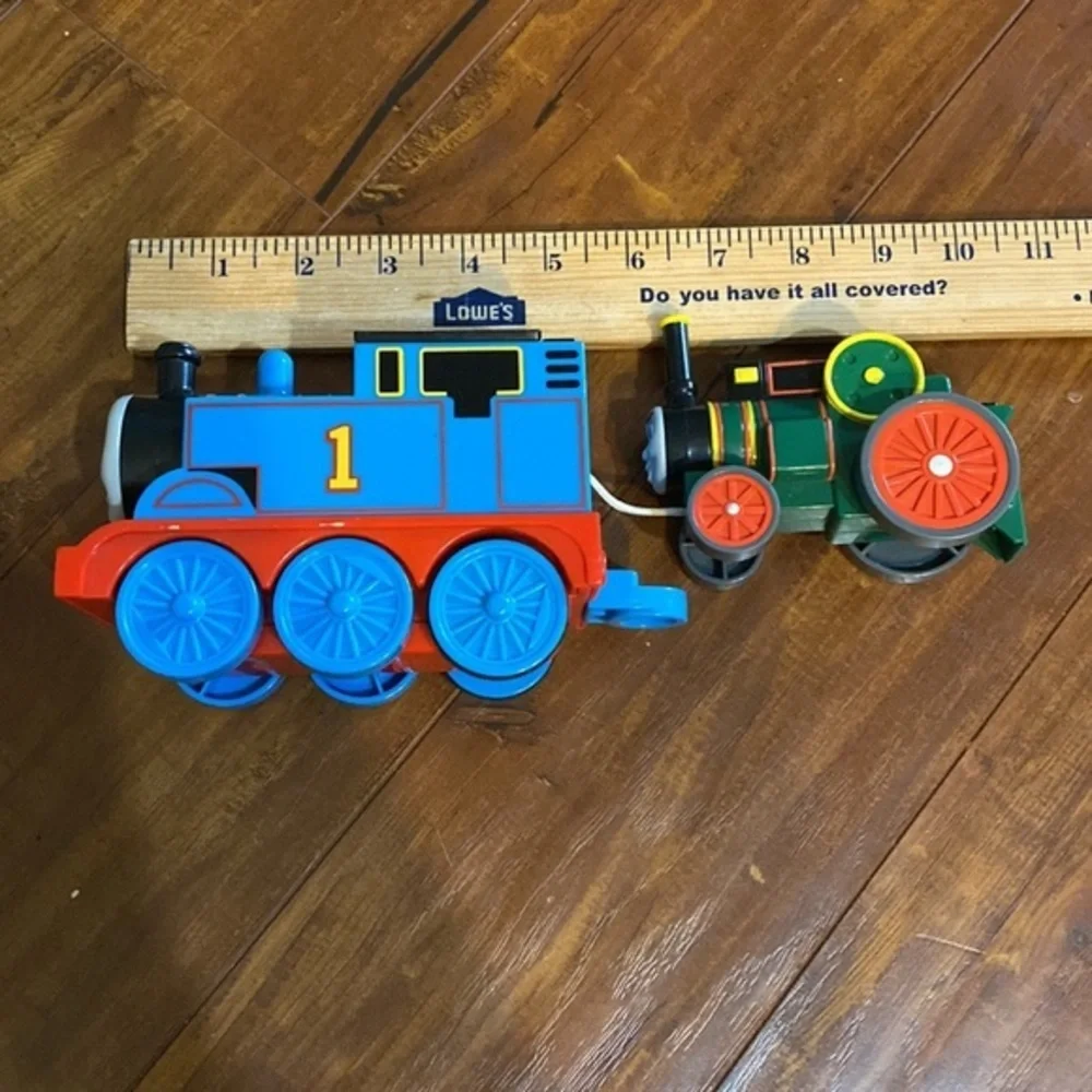 Rare 2004 TOMY Thomas Trevor Pull Back Train Sodor Engine 3 Book Lot